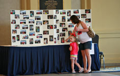 CHASA-2010_57 Mom and Daughter at Display