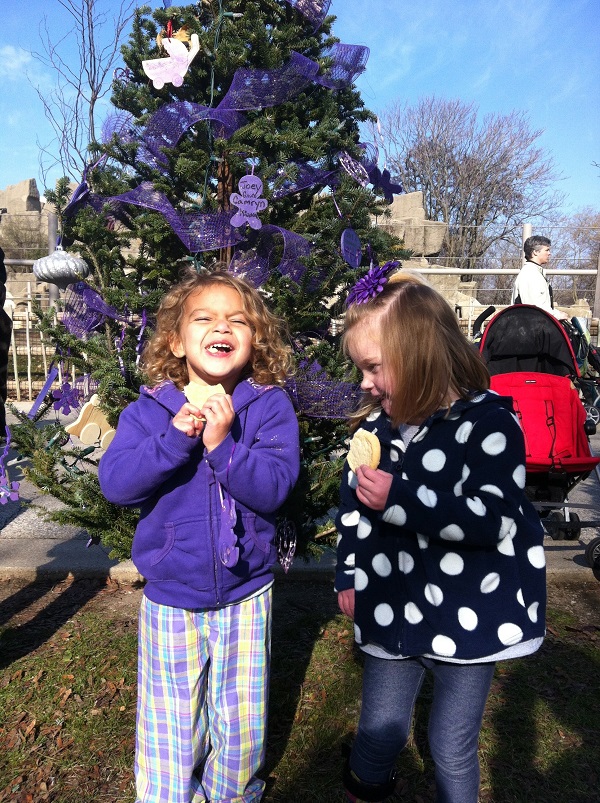 Girls with Hemiplegia Meet at Zoo